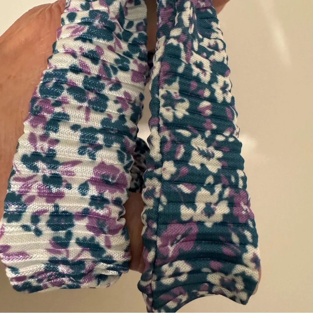 Crewcuts J.Crew Floral Scrunchies 2 Pack Blue Multicolor NWT Hair Ties